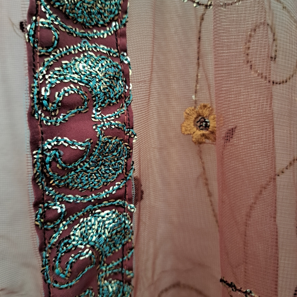 Handmade Upcycled Kimono – Sheer Sari Fabric Duster ✨🌸 - Picture 4 of 6